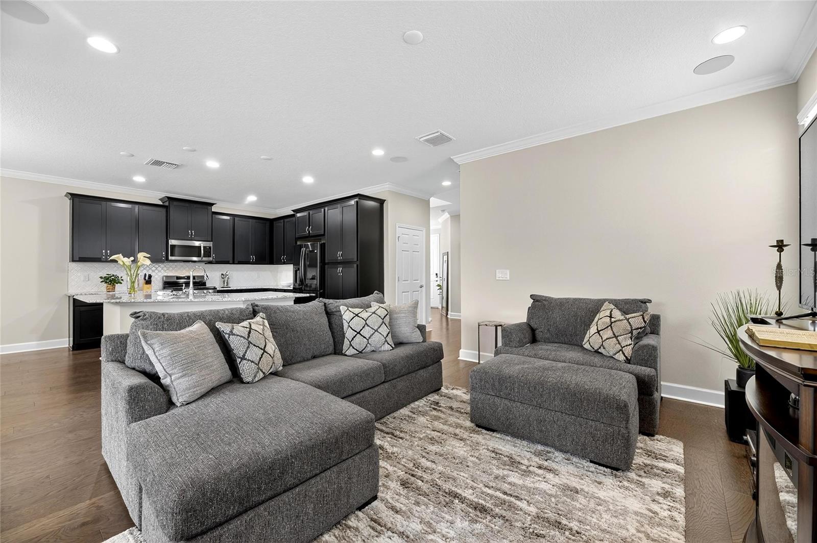 Image 16 of 76 For 5534 Silver Sun Drive