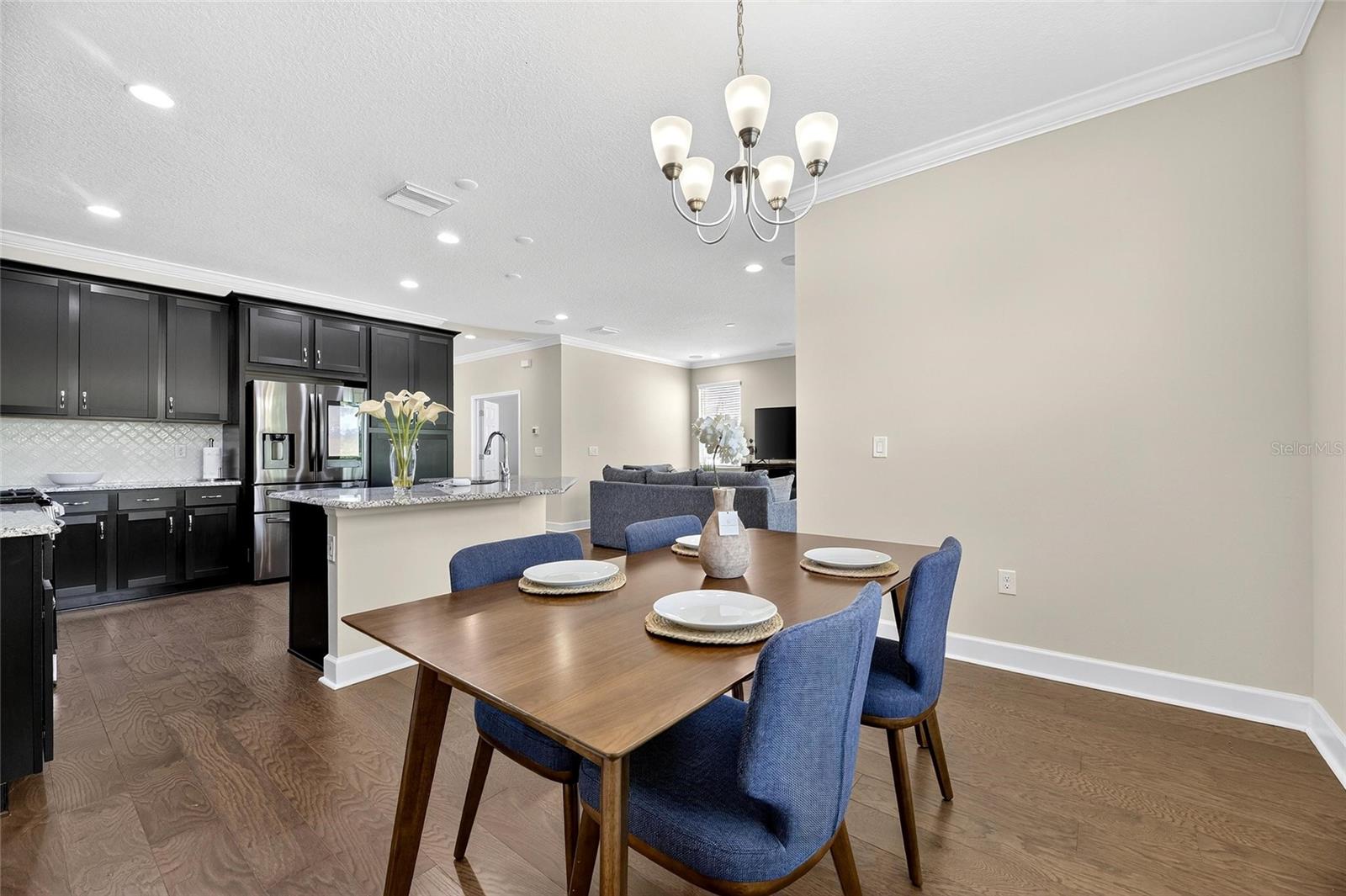 Image 19 of 76 For 5534 Silver Sun Drive