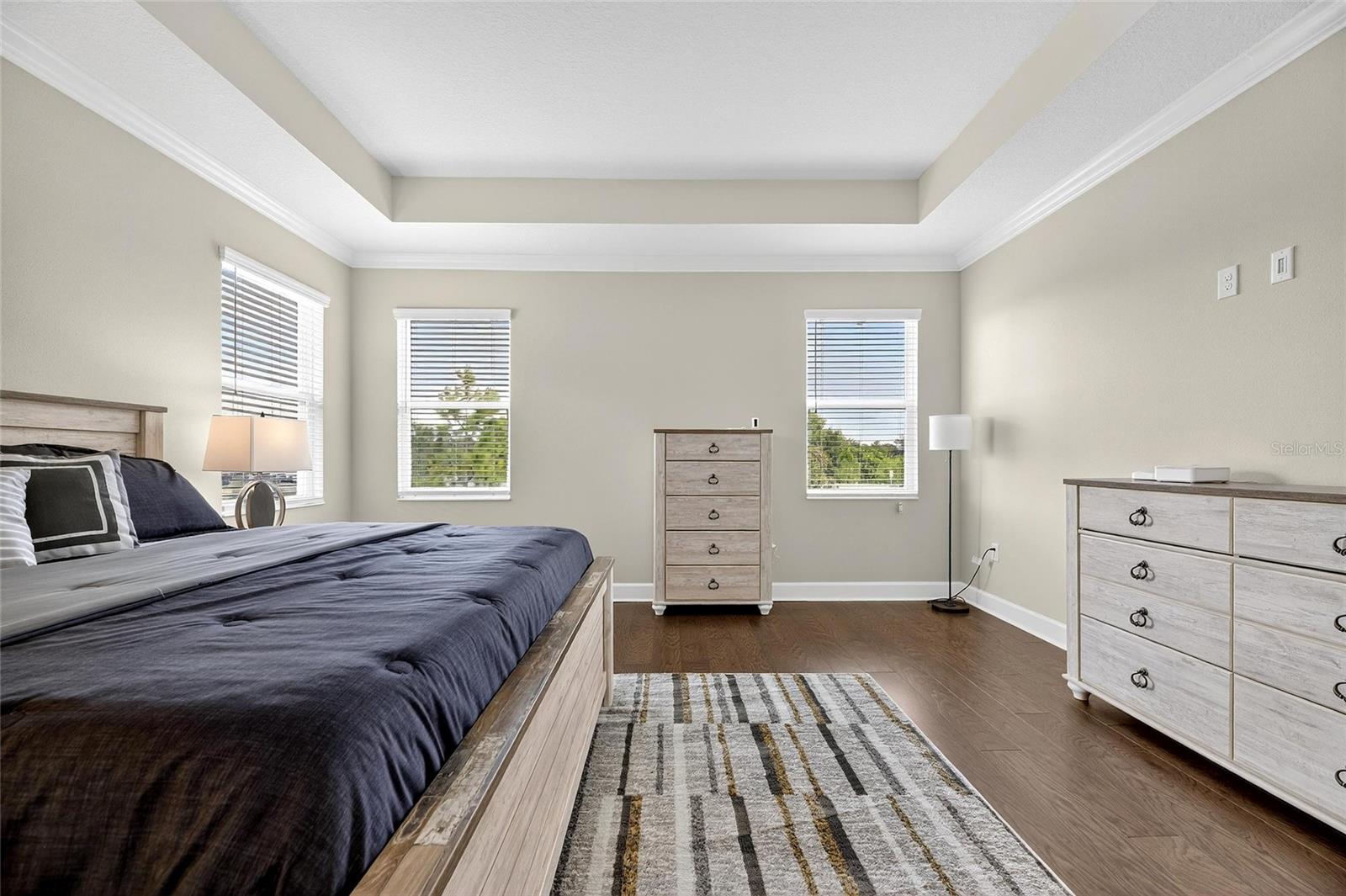 Image 34 of 76 For 5534 Silver Sun Drive