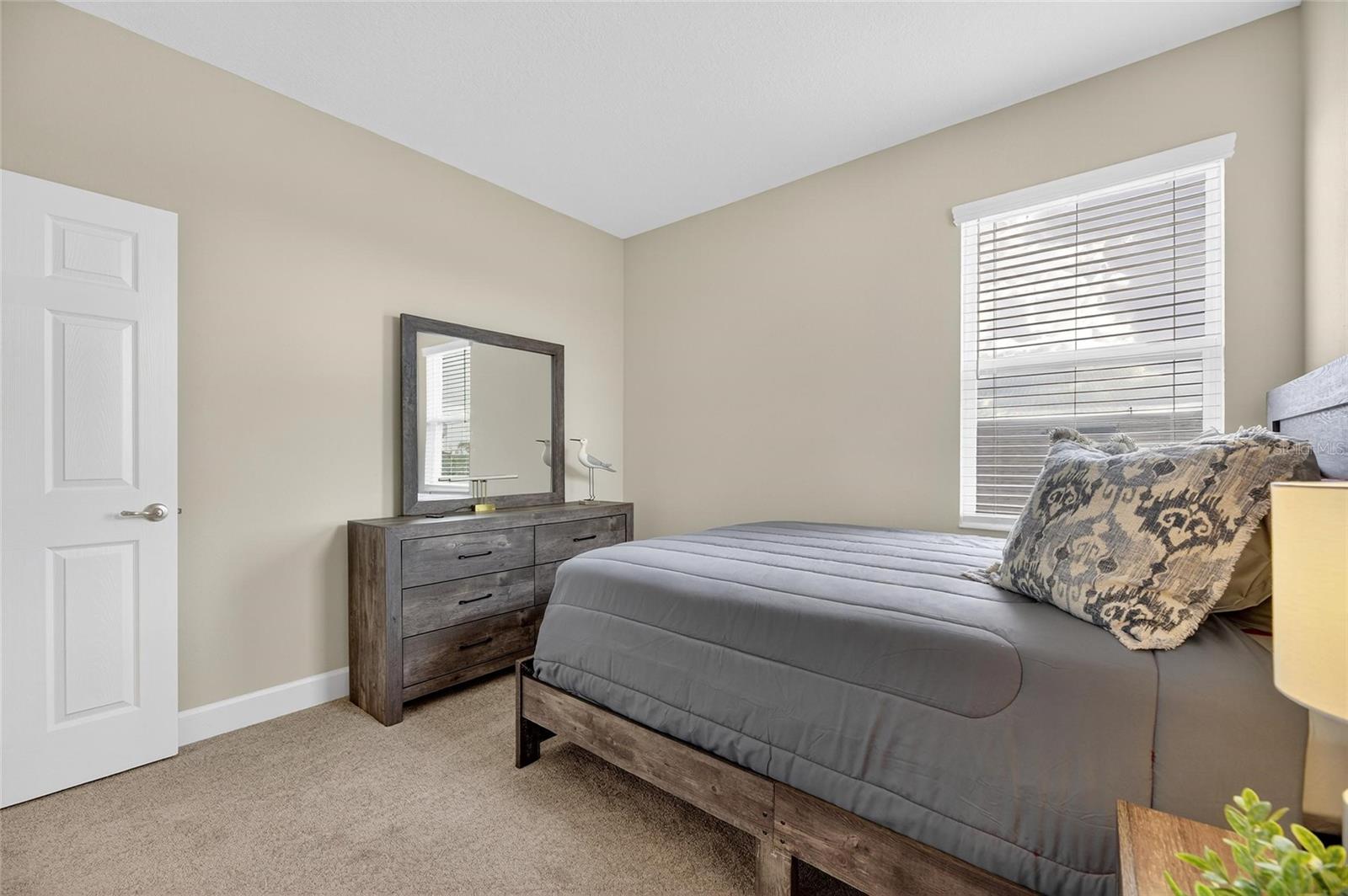 Image 38 of 76 For 5534 Silver Sun Drive