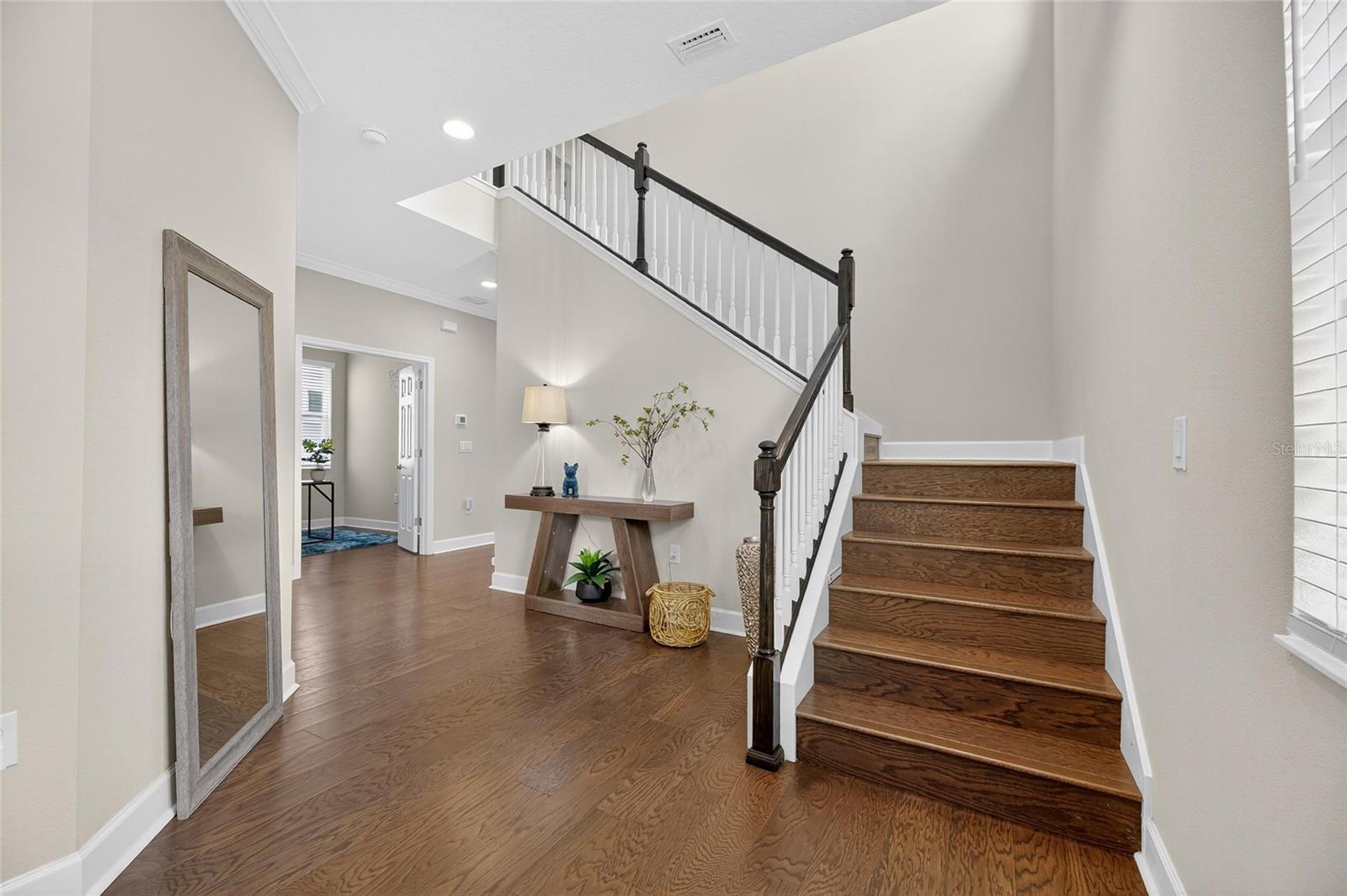 Image 9 of 76 For 5534 Silver Sun Drive