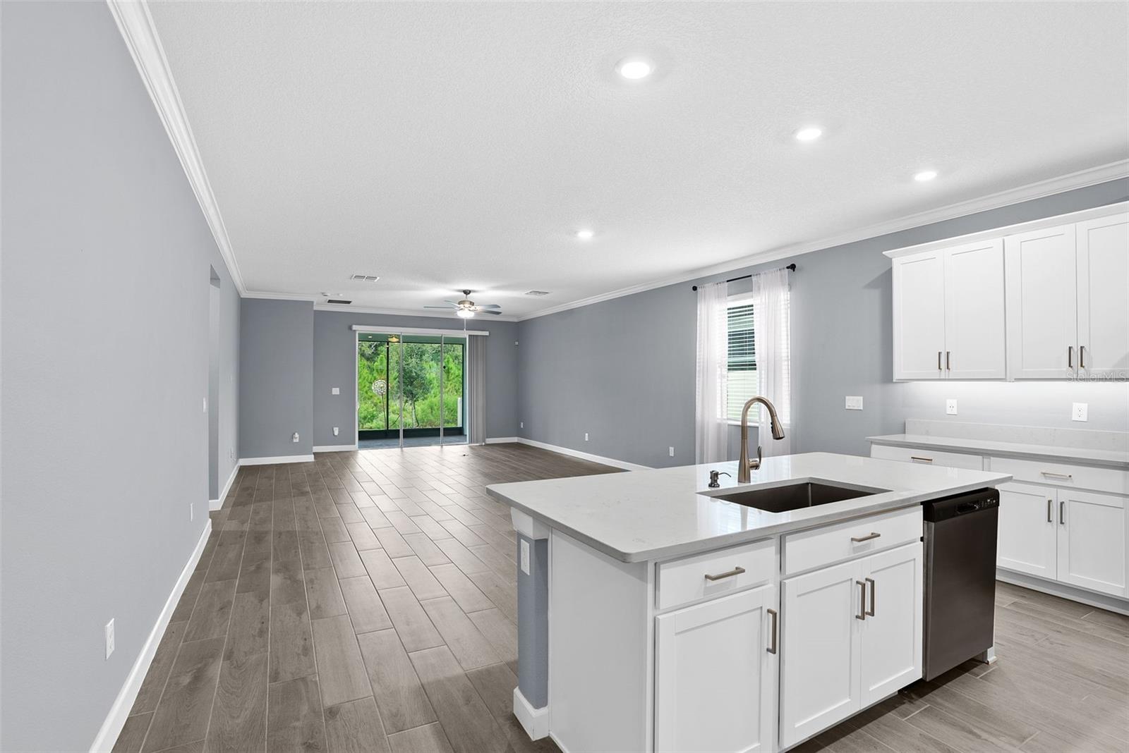 Image 10 of 54 For 16819 Shell Bay Drive
