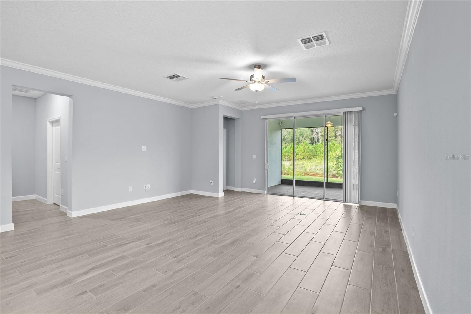 Image 17 of 54 For 16819 Shell Bay Drive