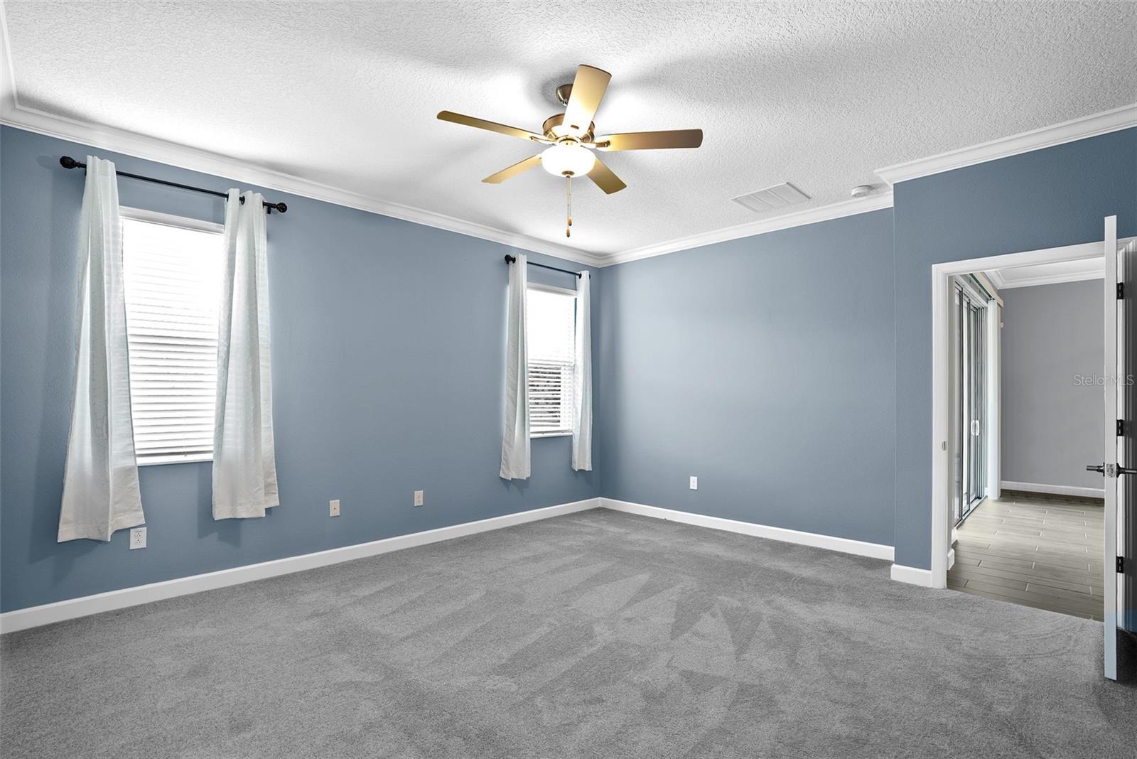 Image 22 of 54 For 16819 Shell Bay Drive