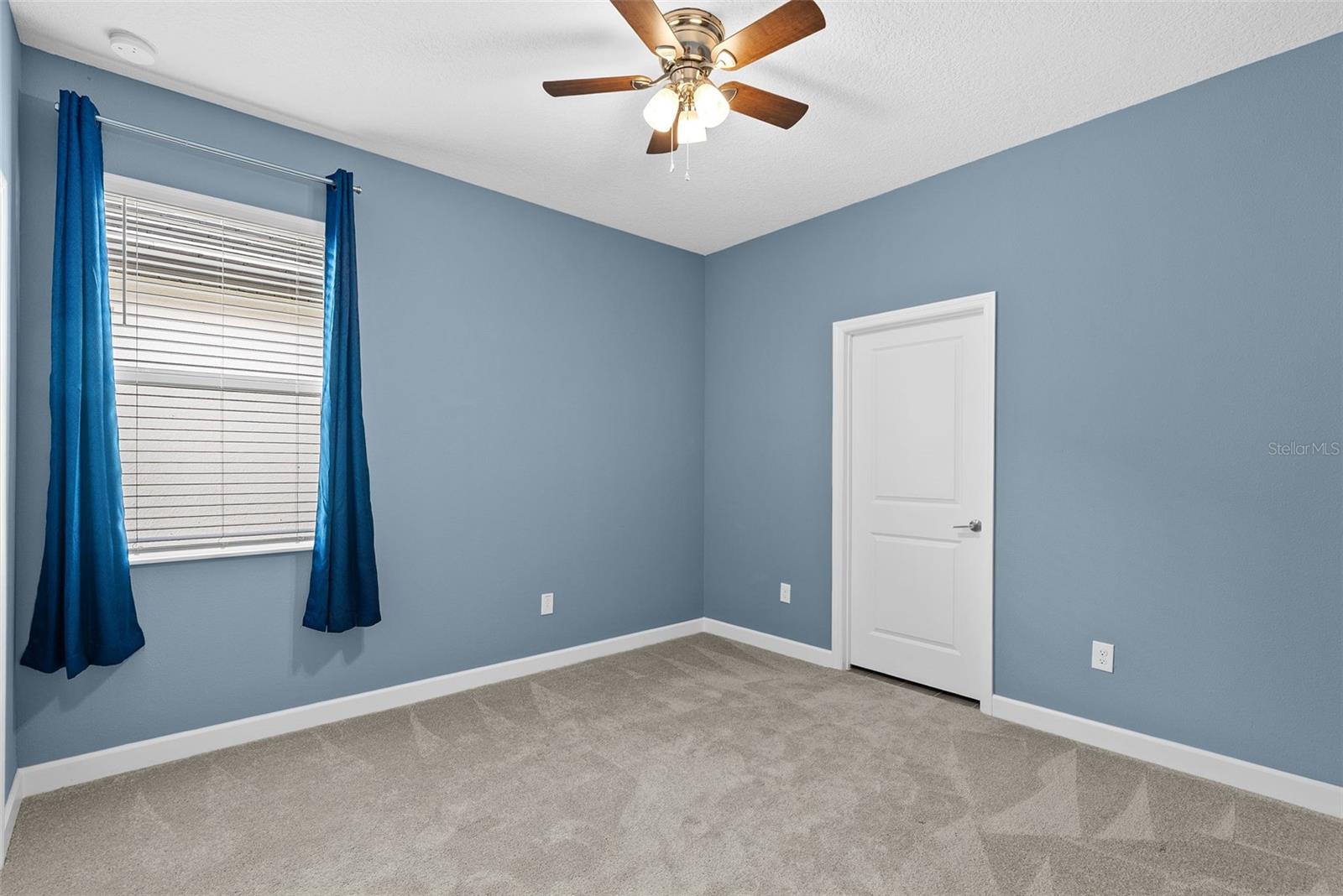 Image 36 of 54 For 16819 Shell Bay Drive