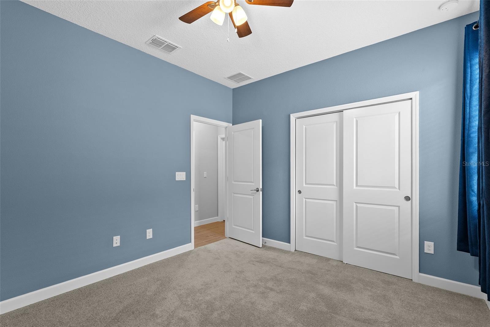 Image 37 of 54 For 16819 Shell Bay Drive