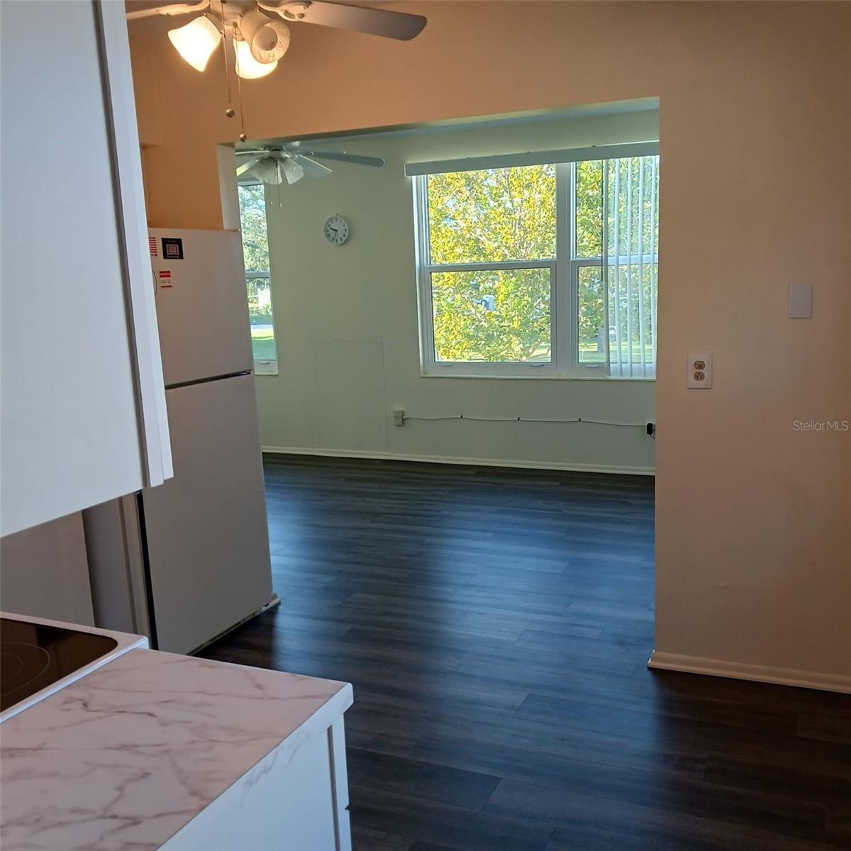 Image 4 of 12 For 2467 Finlandia Lane 57