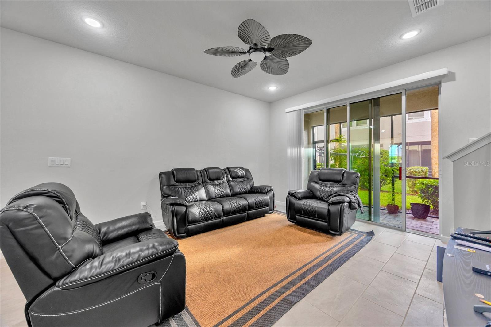 Image 15 of 33 For 2595 Everglade Way