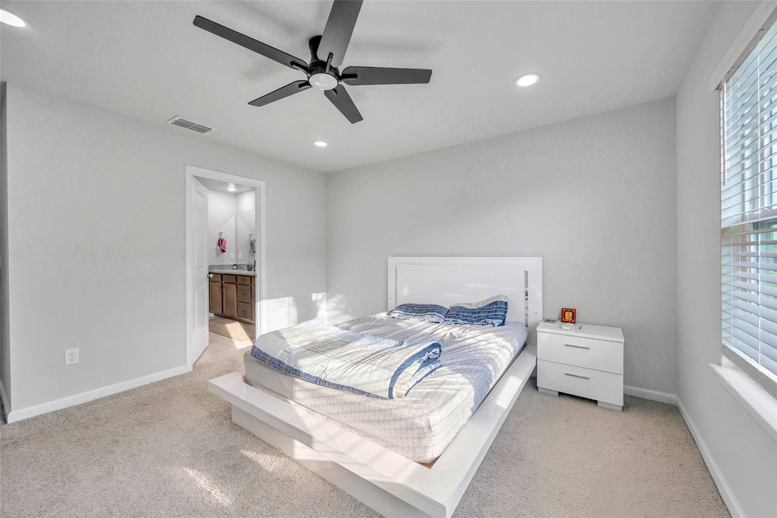 Image 20 of 33 For 2595 Everglade Way