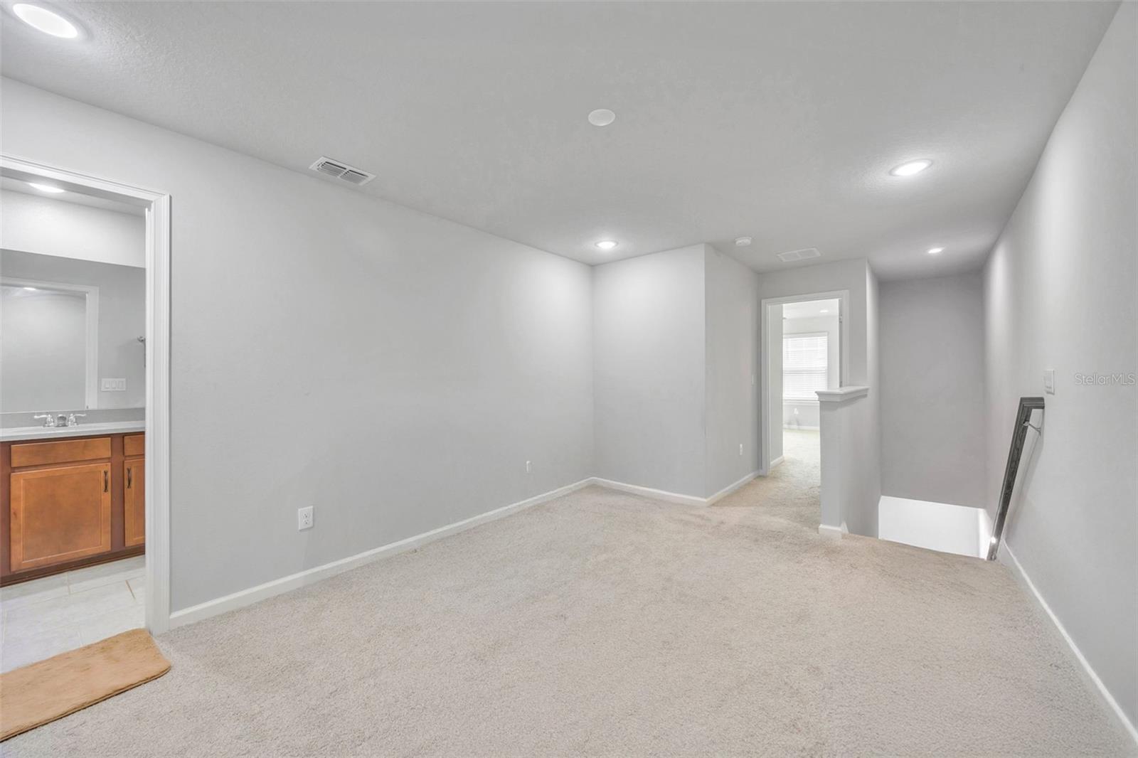 Image 27 of 33 For 2595 Everglade Way