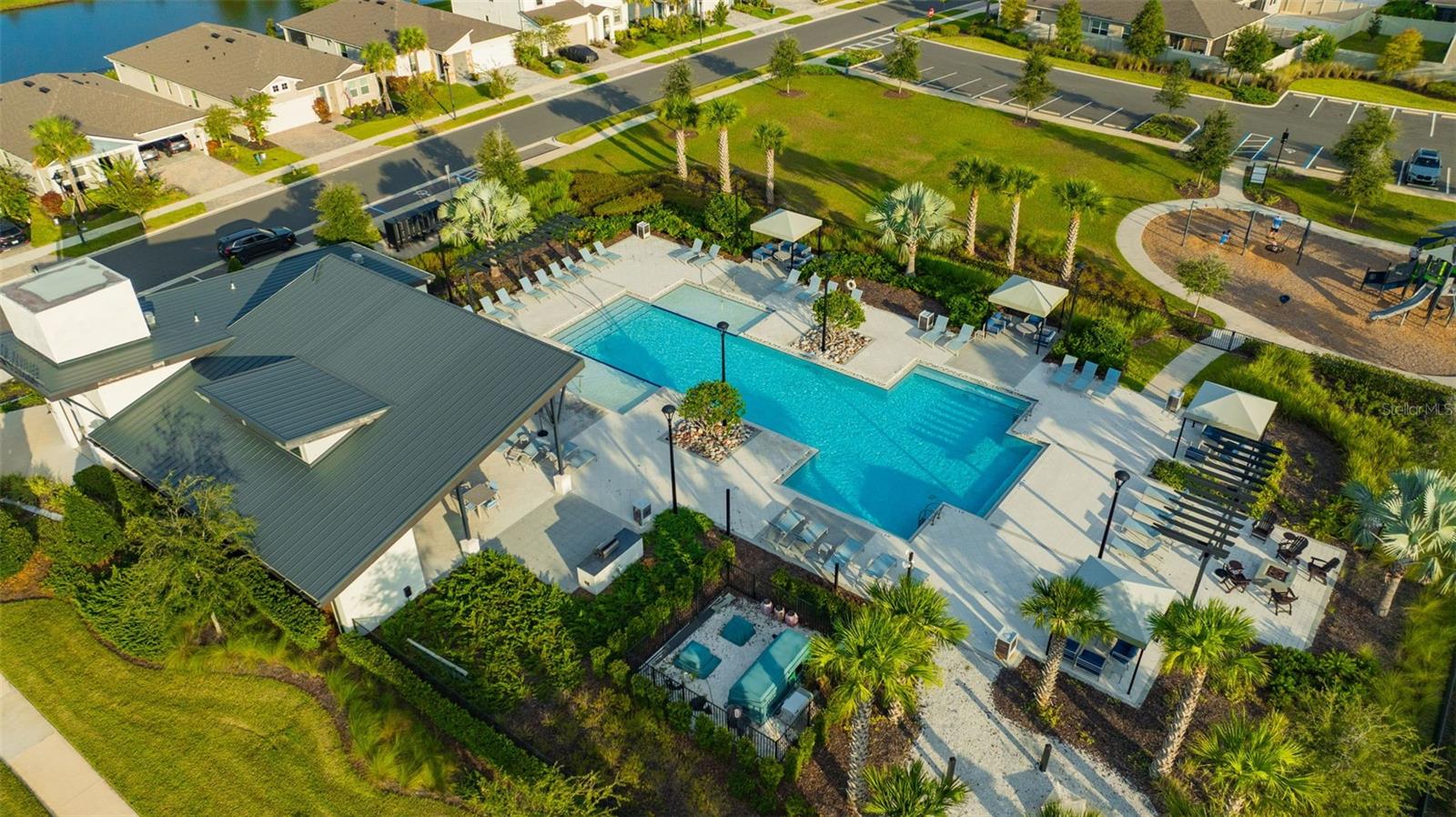 Image 33 of 33 For 2595 Everglade Way