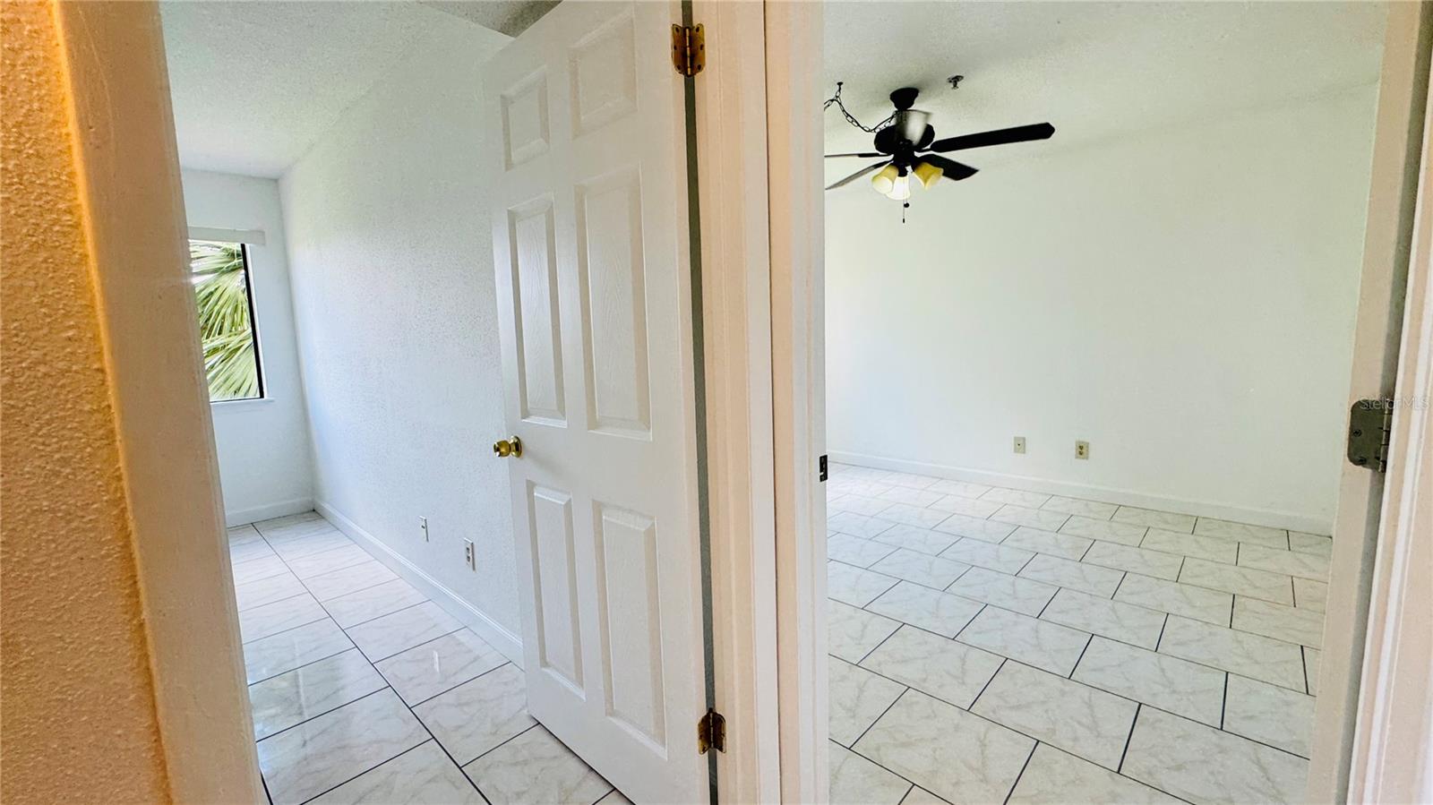 Image 16 of 30 For 2915 Winkler Avenue 811