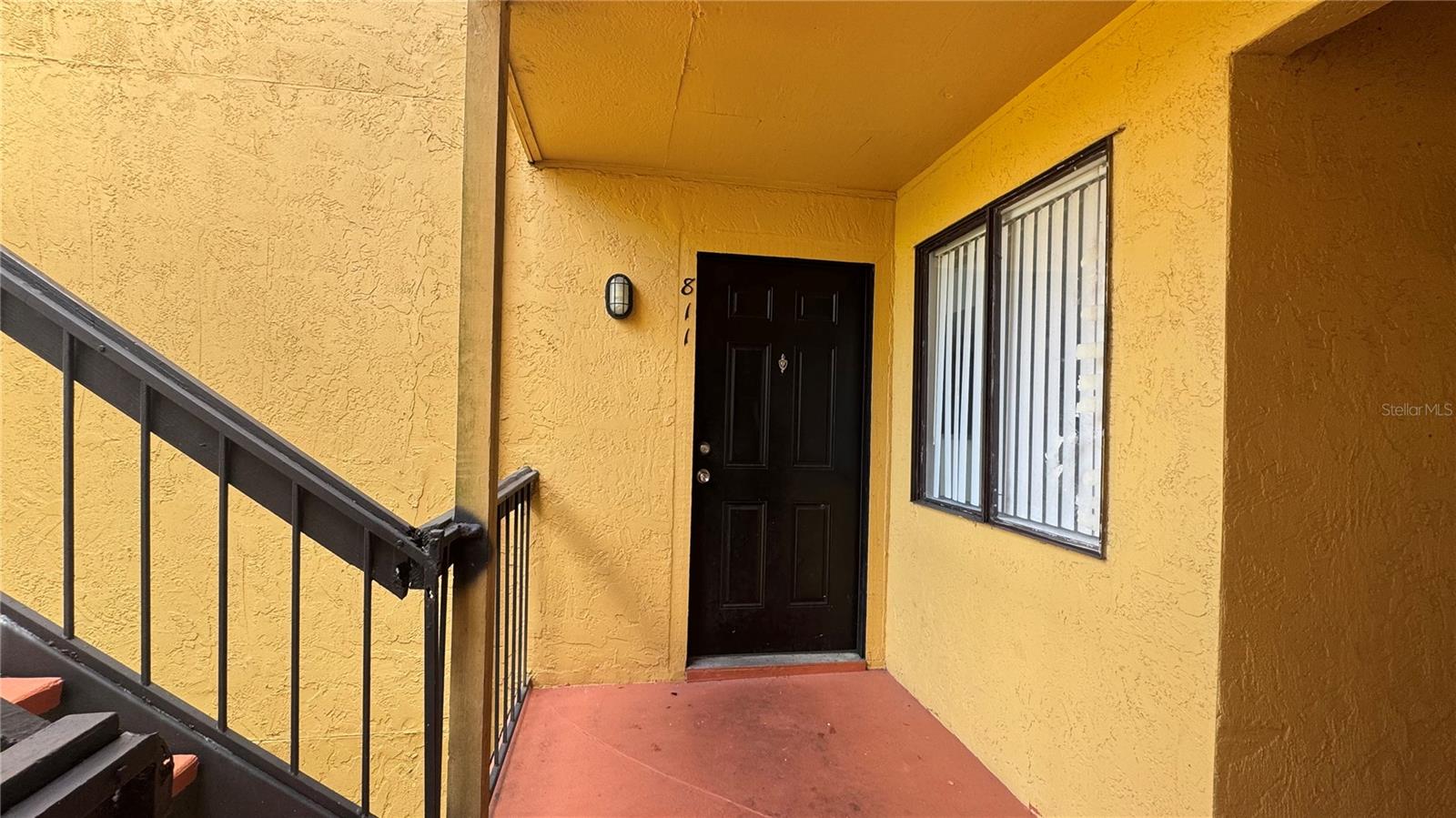 Image 2 of 30 For 2915 Winkler Avenue 811