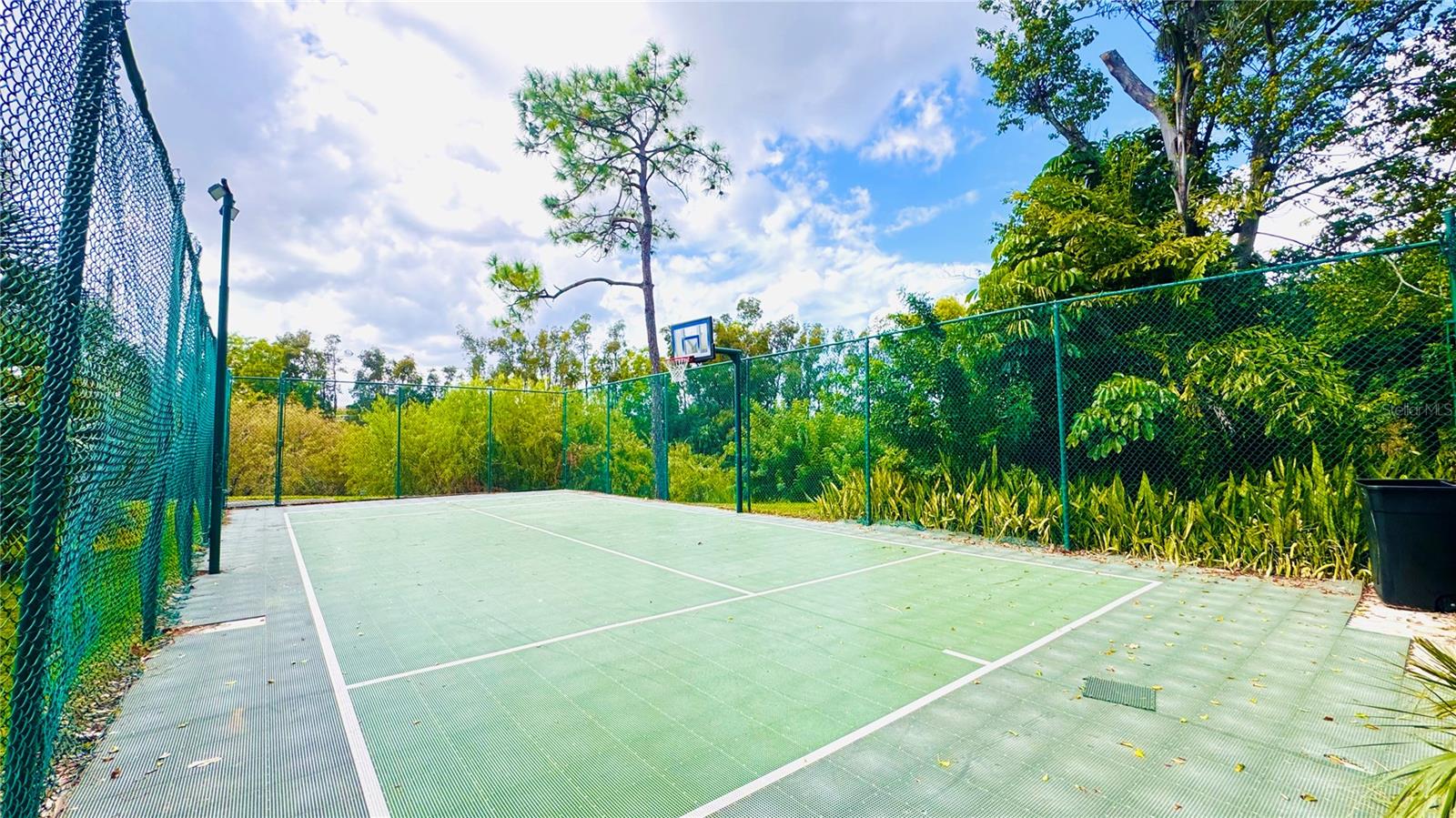 Image 30 of 30 For 2915 Winkler Avenue 811