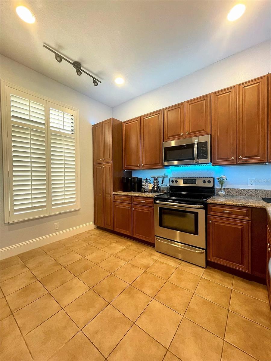 Image 5 of 22 For 2218 Soho Bay Court
