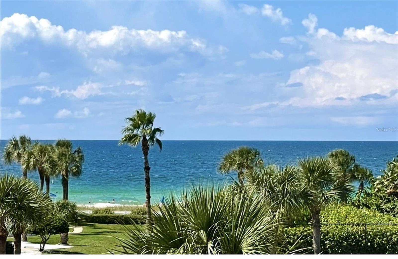 Image 21 of 51 For 1581 Gulf Boulevard 203n