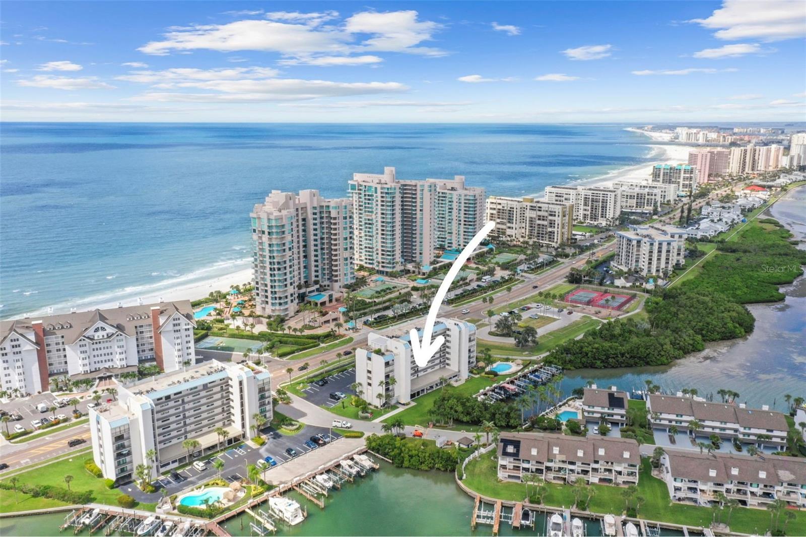 Image 44 of 51 For 1581 Gulf Boulevard 203n