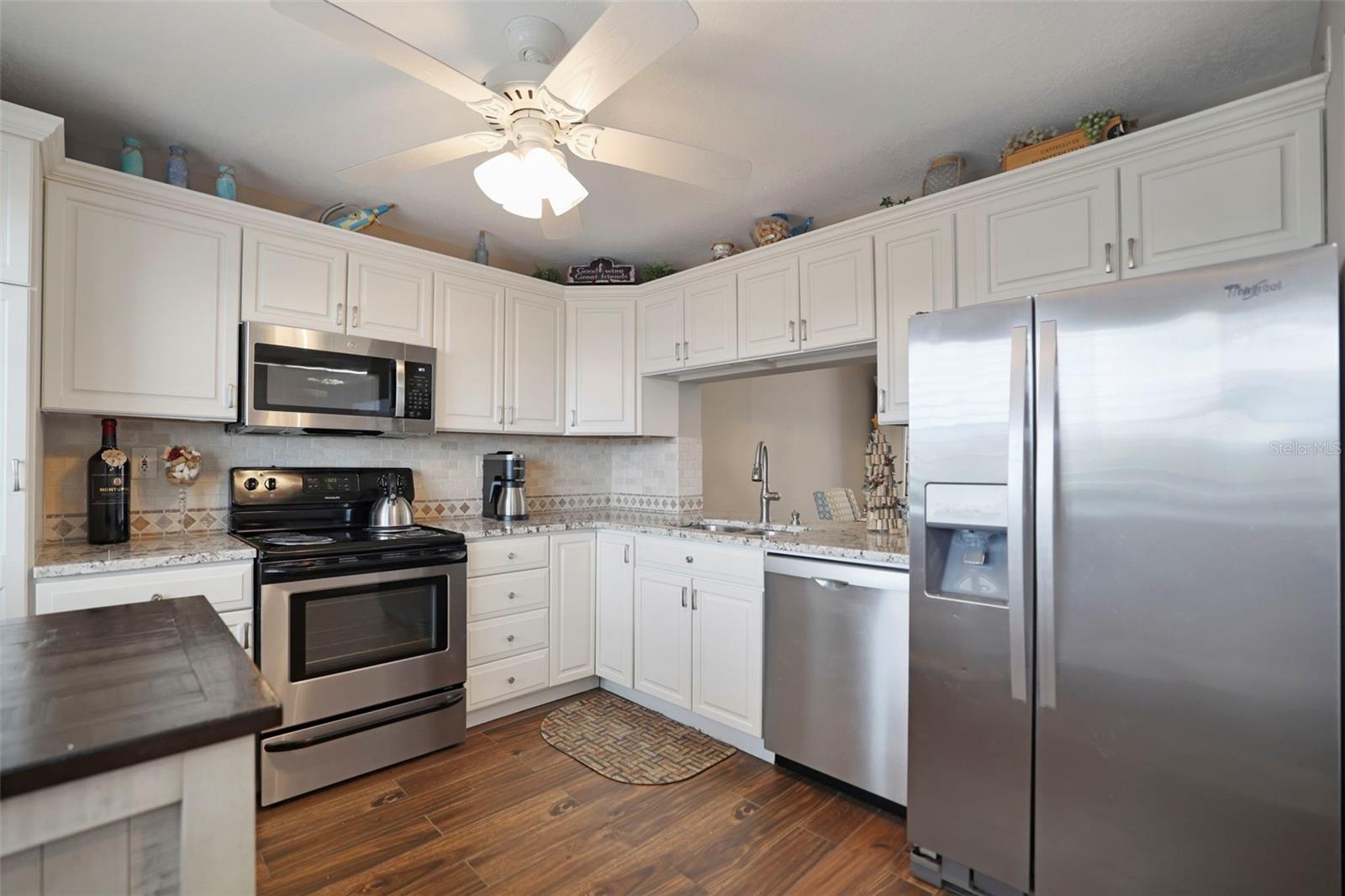 Image 5 of 51 For 1581 Gulf Boulevard 203n