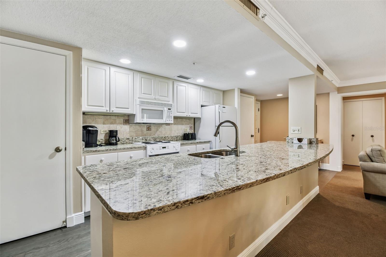 Image 9 of 65 For 36750 Us Highway 19 N 19213