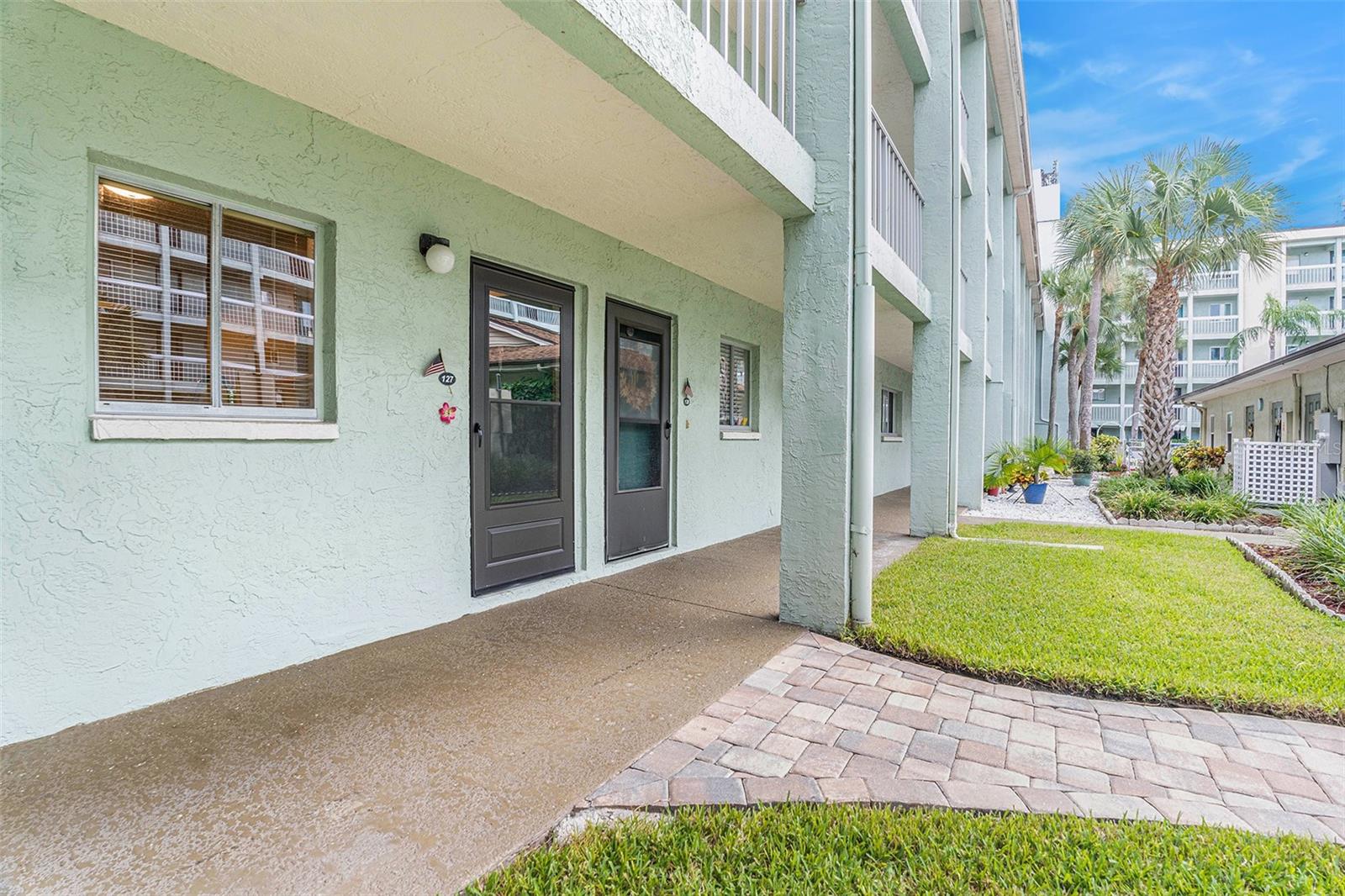 Image 4 of 27 For 801 83rd Avenue N 127