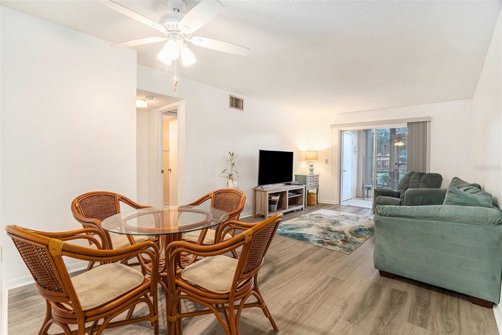 Image 9 of 27 For 801 83rd Avenue N 127