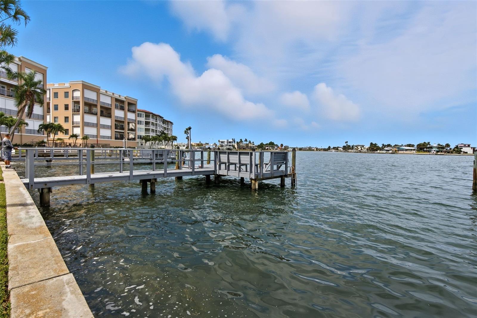 Image 30 of 38 For 282 Treasure Island Causeway 115
