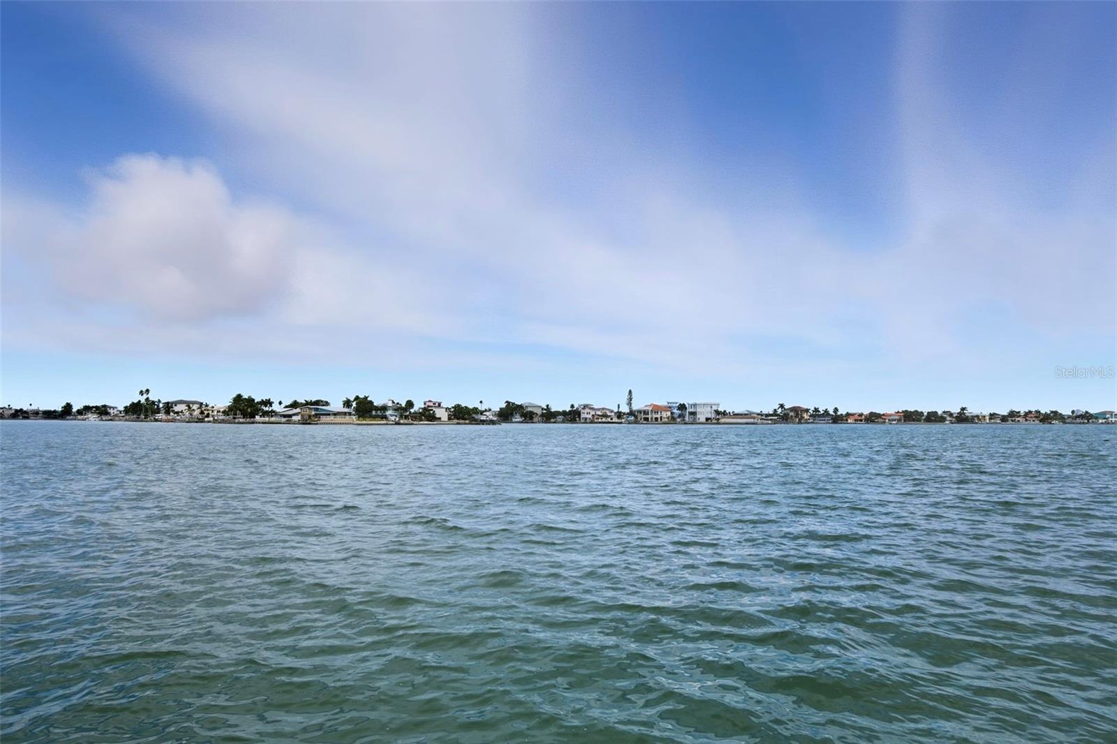 Image 34 of 38 For 282 Treasure Island Causeway 115
