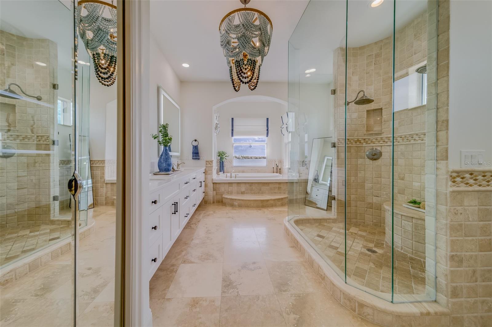 Image 11 of 99 For 362 41st Avenue