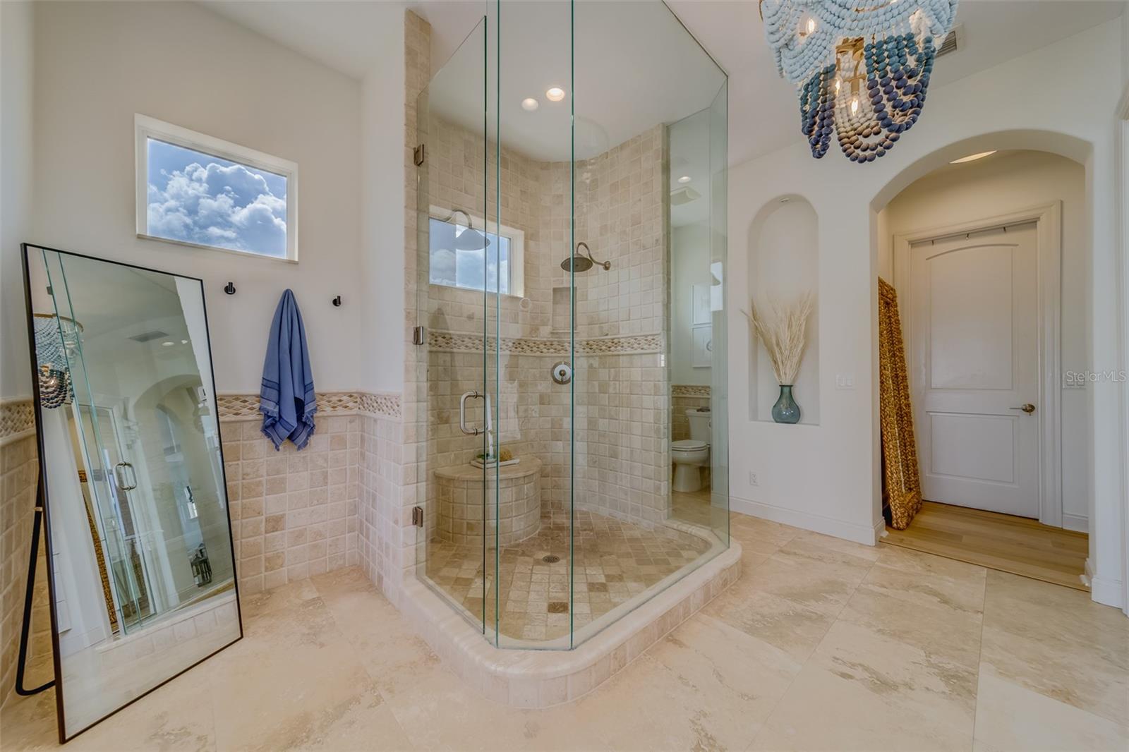 Image 12 of 99 For 362 41st Avenue