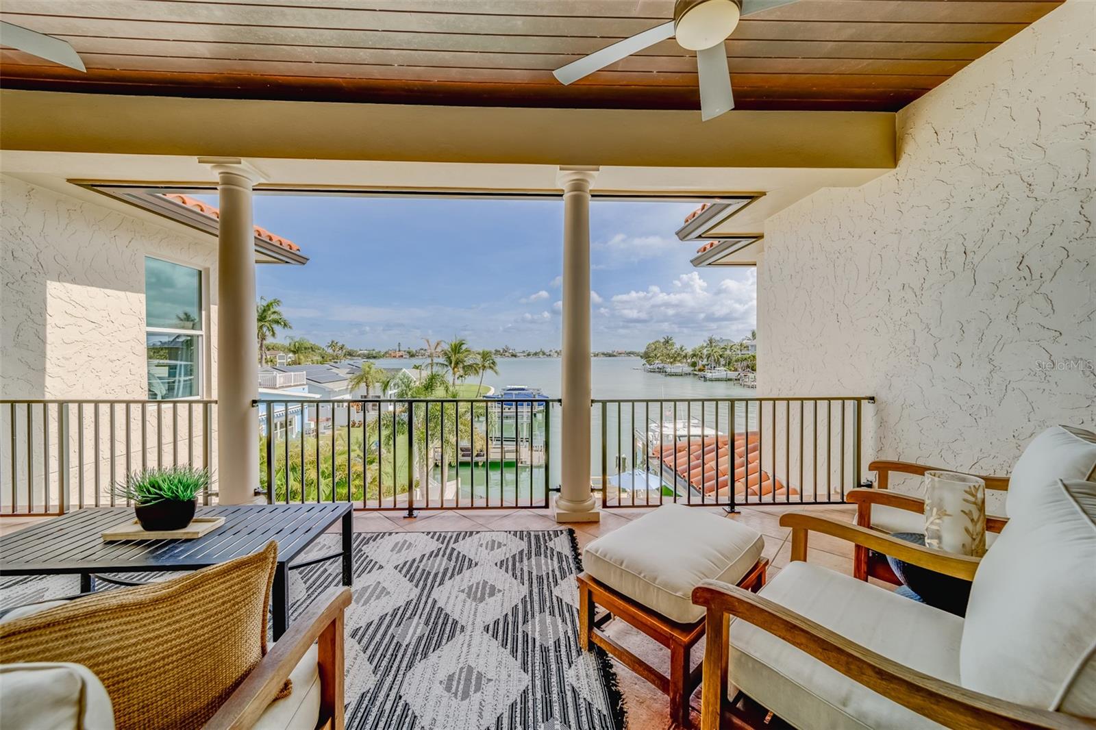 Image 17 of 99 For 362 41st Avenue