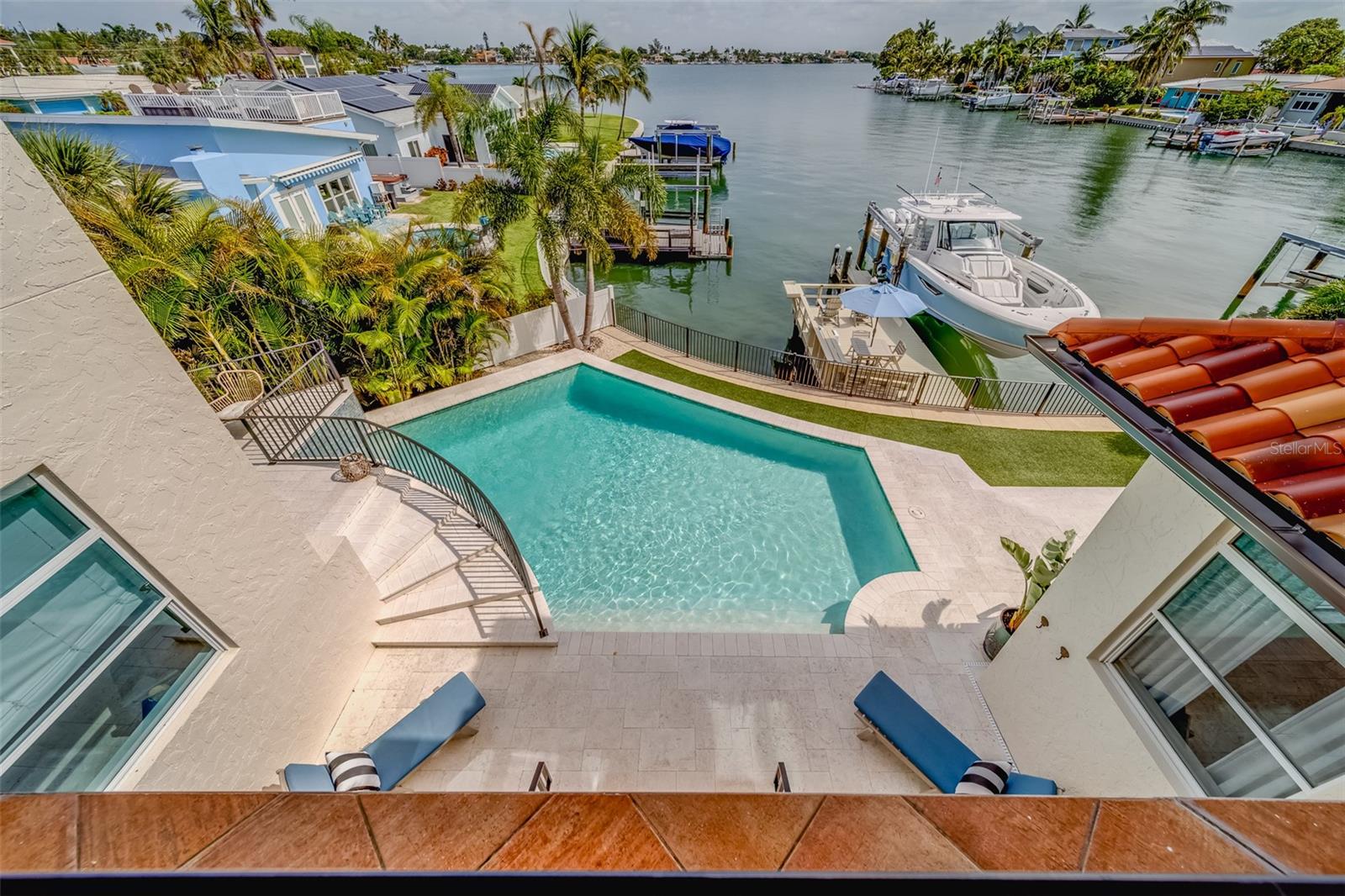 Image 21 of 99 For 362 41st Avenue