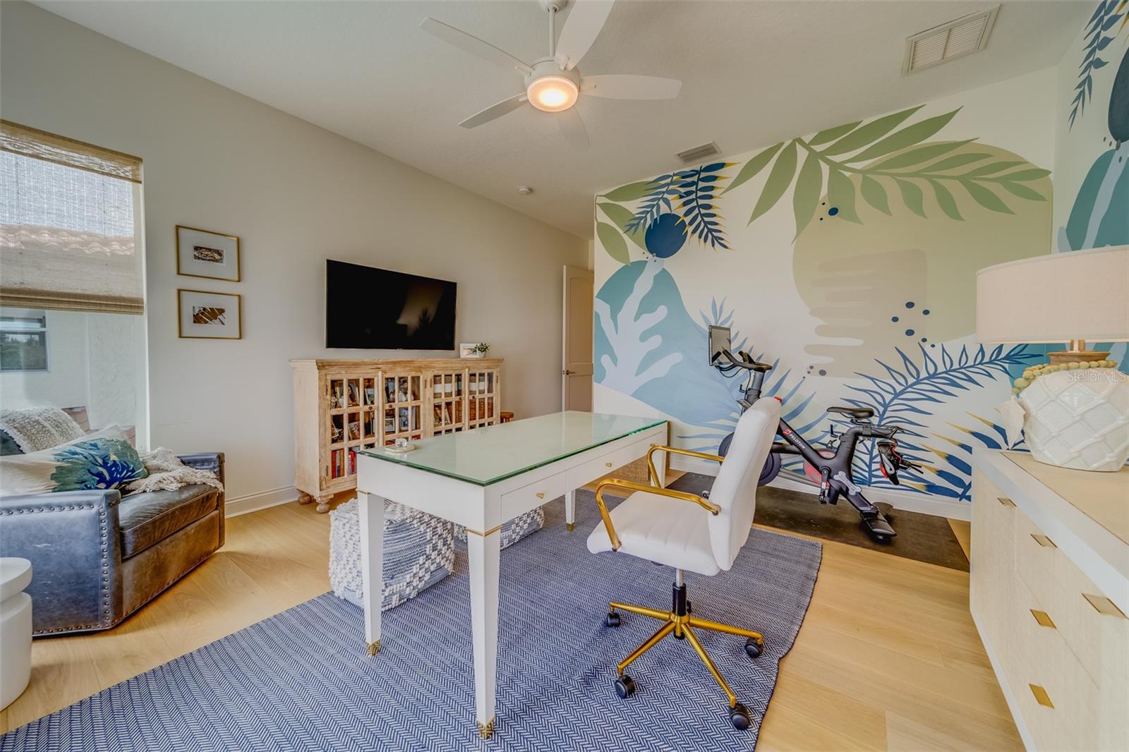 Image 28 of 99 For 362 41st Avenue