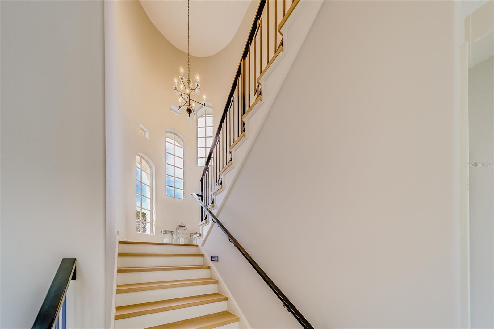 Image 32 of 99 For 362 41st Avenue