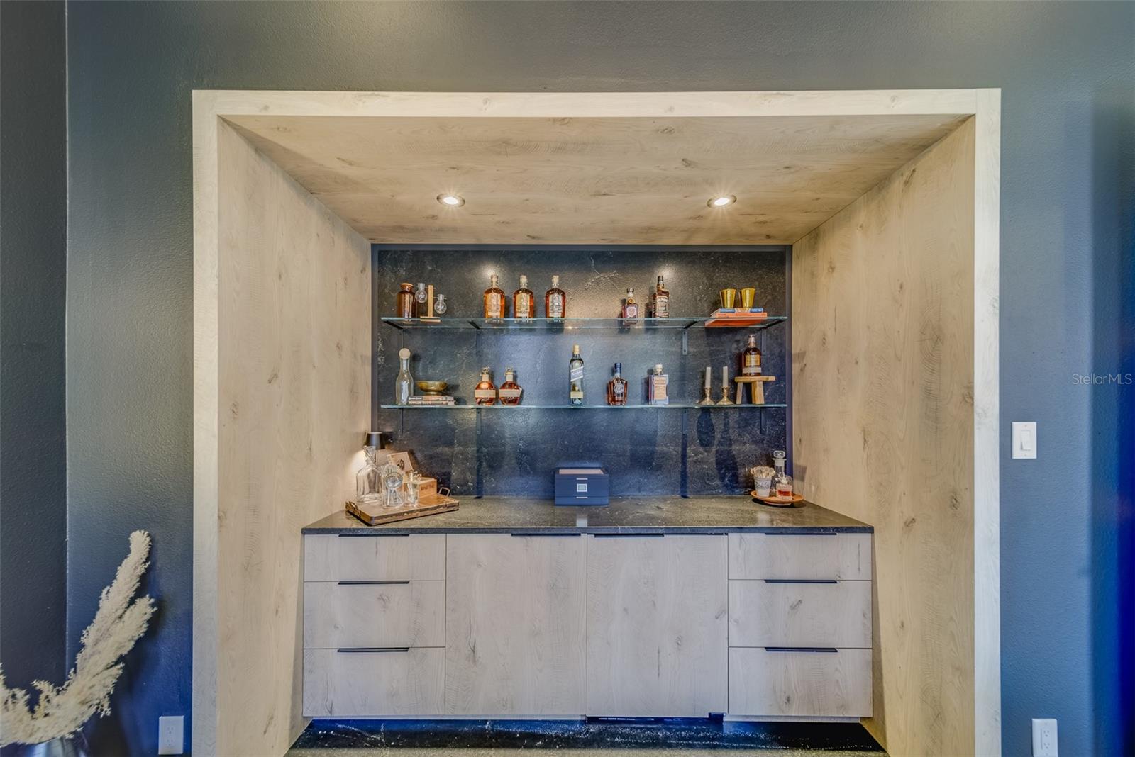 Image 36 of 99 For 362 41st Avenue