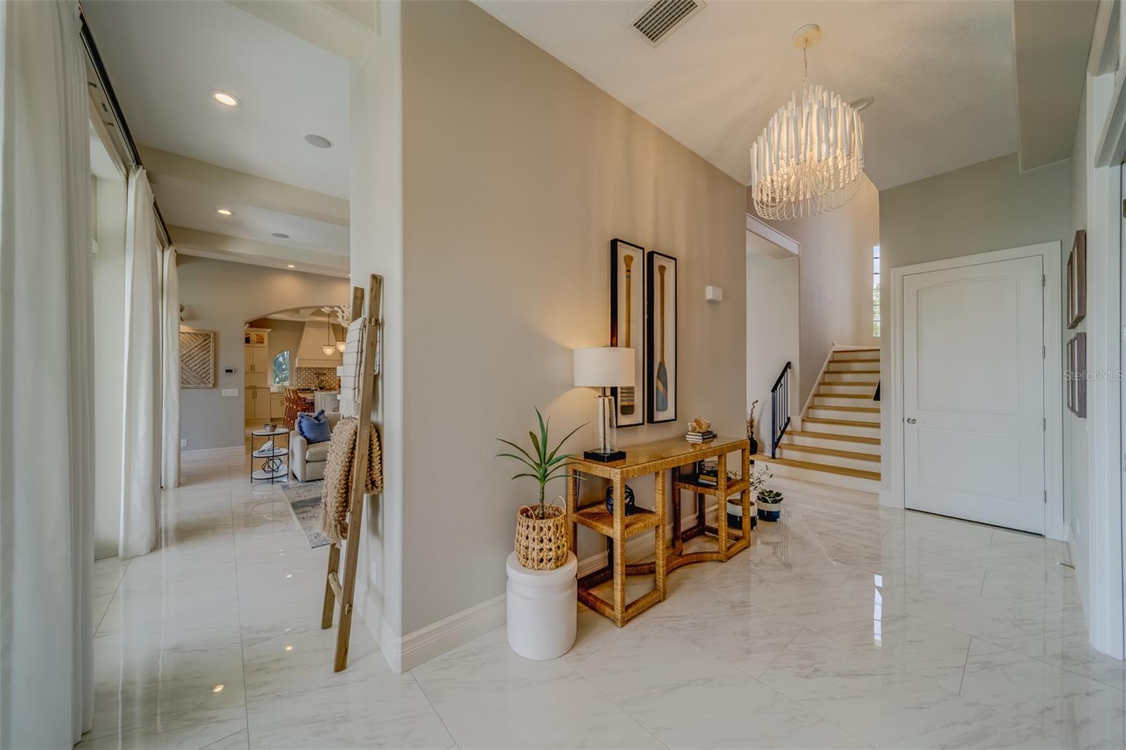 Image 38 of 99 For 362 41st Avenue