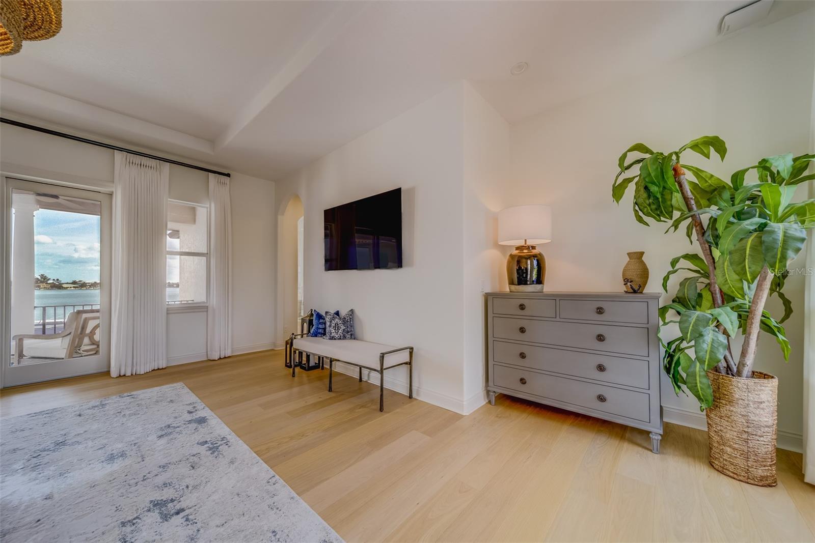 Image 9 of 99 For 362 41st Avenue