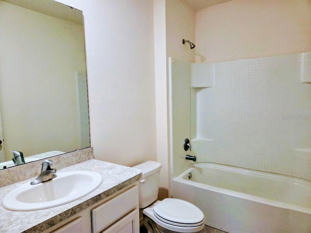 Image 16 of 21 For 2781 Grand Central Avenue