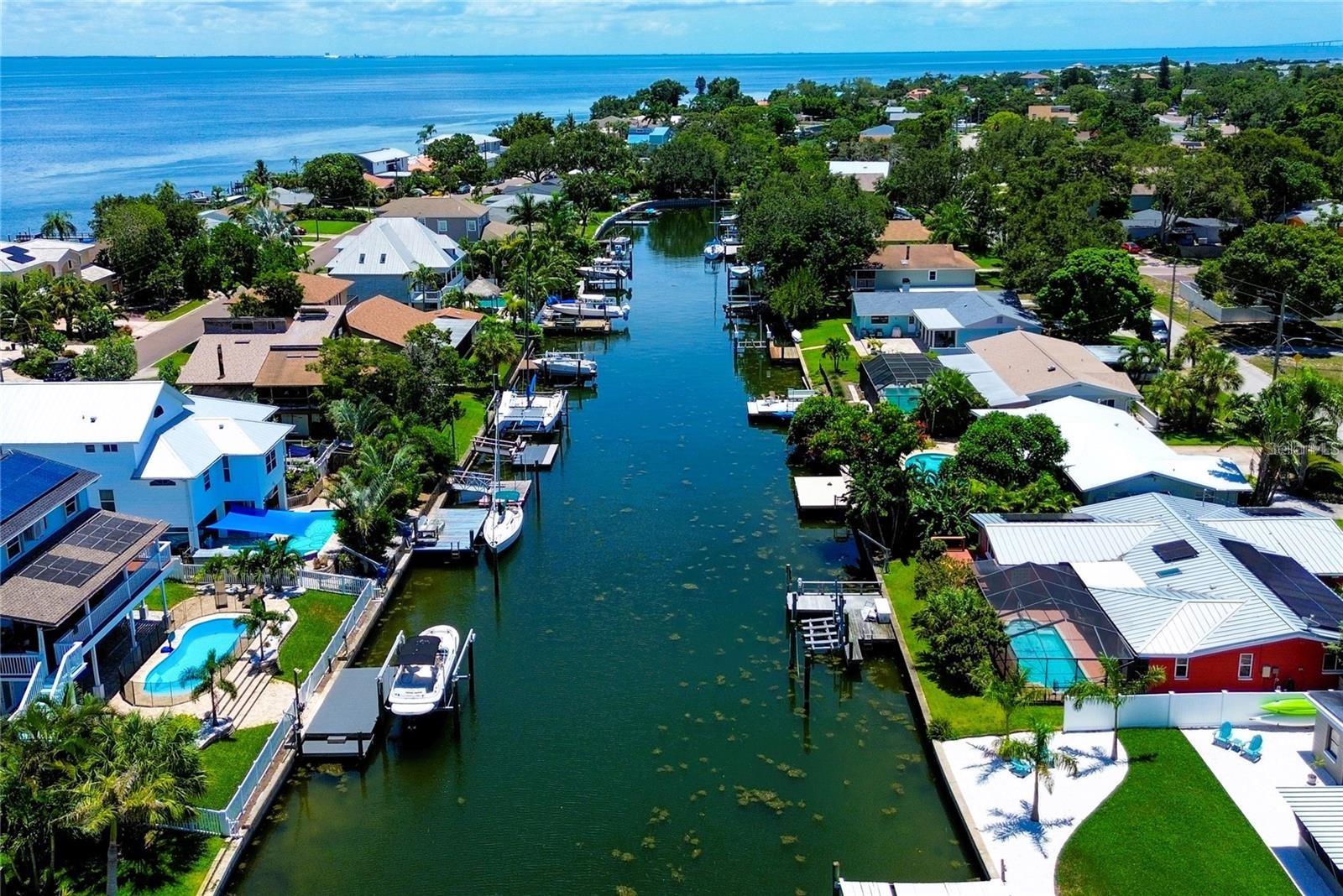 Image 31 of 33 For 3790 Beach Drive Se