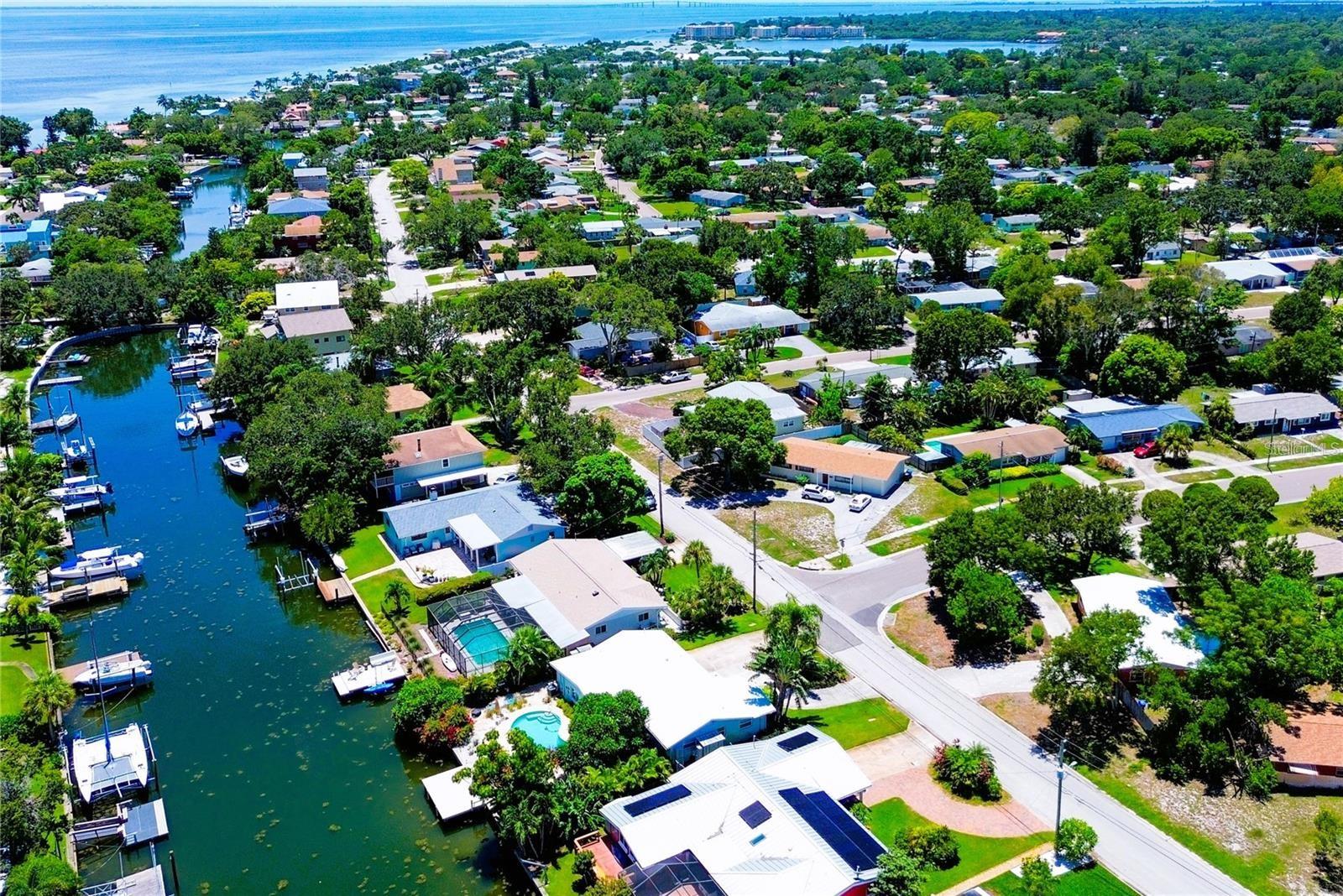 Image 32 of 33 For 3790 Beach Drive Se