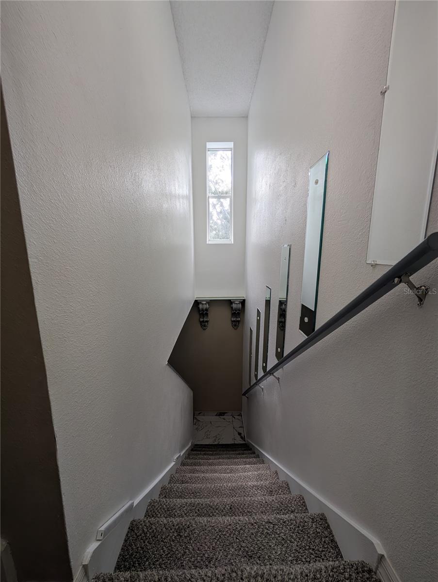 Image 20 of 56 For 4321 Deermont Circle