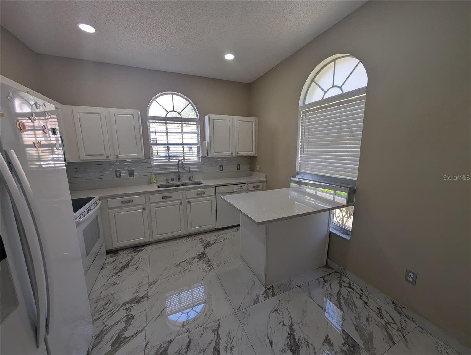 Image 26 of 56 For 4321 Deermont Circle