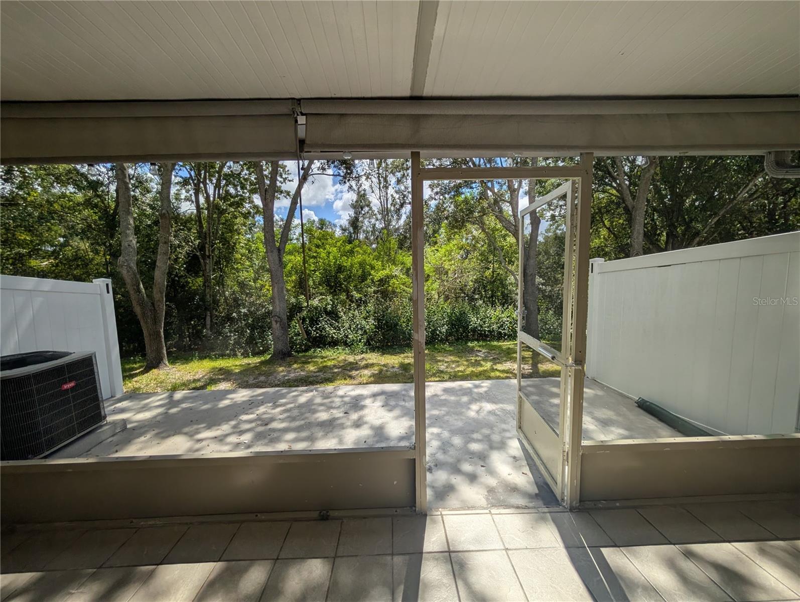 Image 37 of 56 For 4321 Deermont Circle