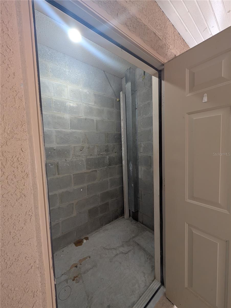 Image 38 of 56 For 4321 Deermont Circle