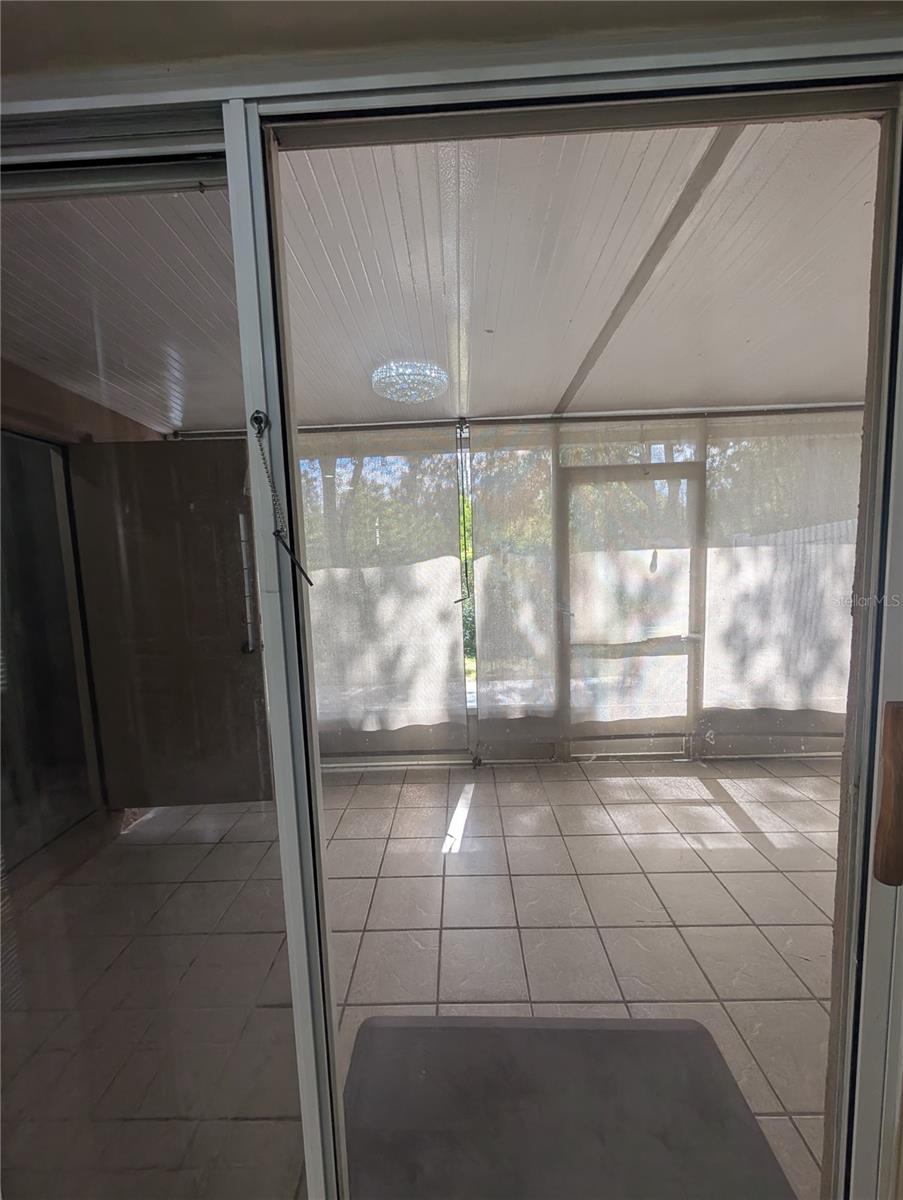 Image 43 of 56 For 4321 Deermont Circle