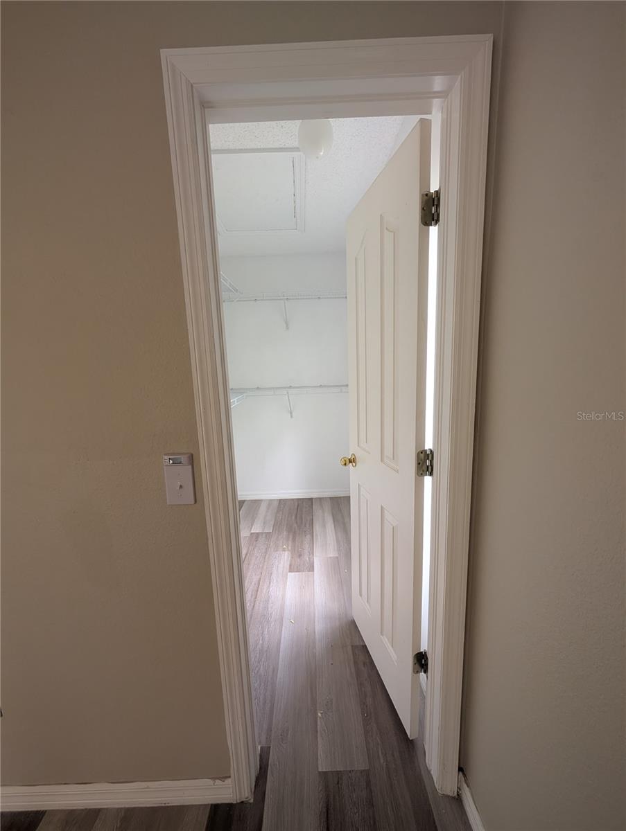 Image 9 of 56 For 4321 Deermont Circle