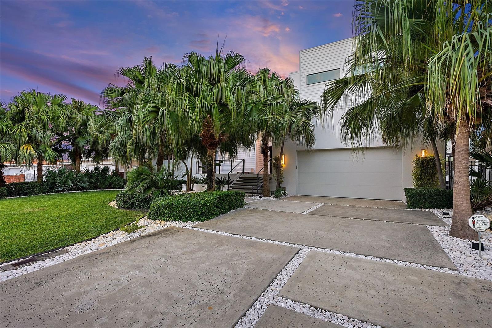 Image 76 of 81 For 2501 Sunrise Drive Se