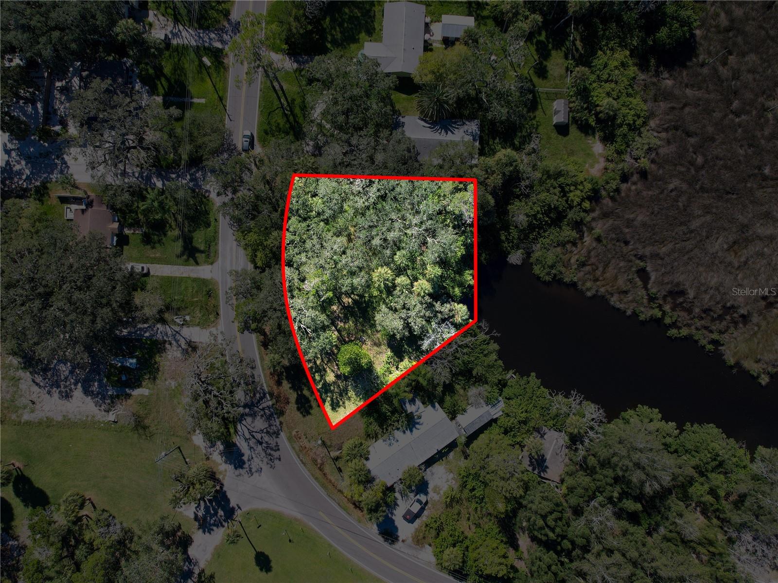 Image 17 of 43 For 18905 Aripeka Road