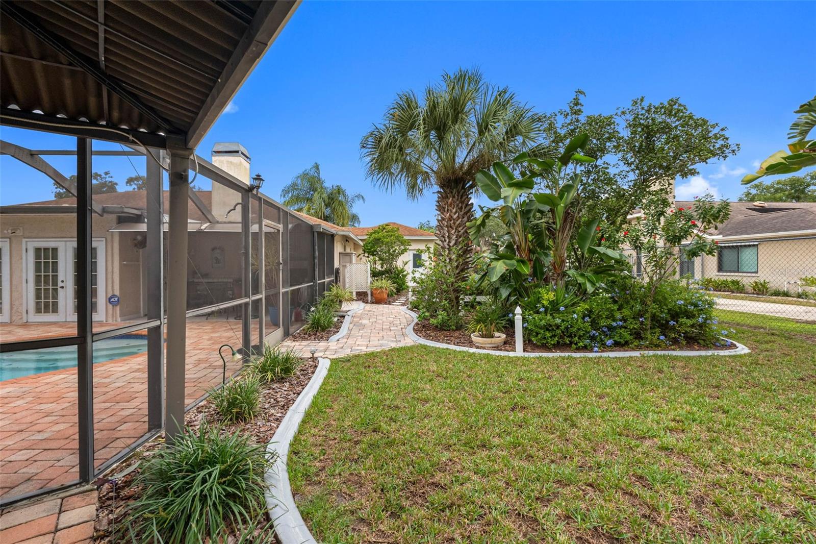 Image 36 of 59 For 8528 Thrasher Court