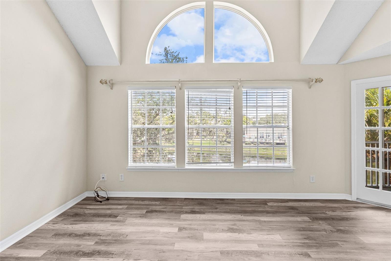 Image 5 of 15 For 3265 Haviland Court 302