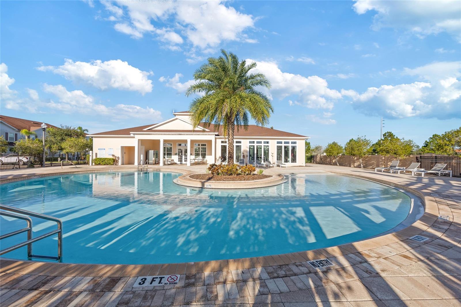 Image 17 of 32 For 8945 Shine Drive